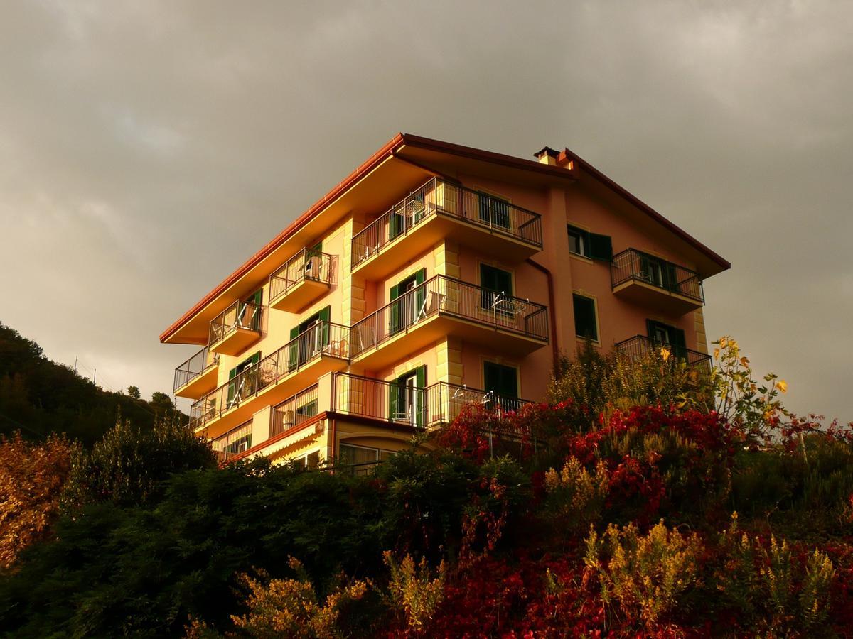 Hotel La Vigna Moneglia Buitenkant foto